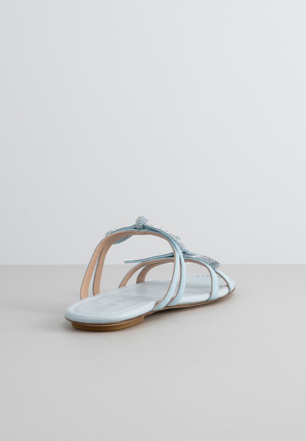 Stuart Weitzman BOW