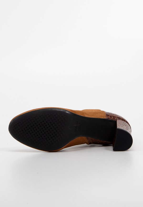 Geox PHEBY