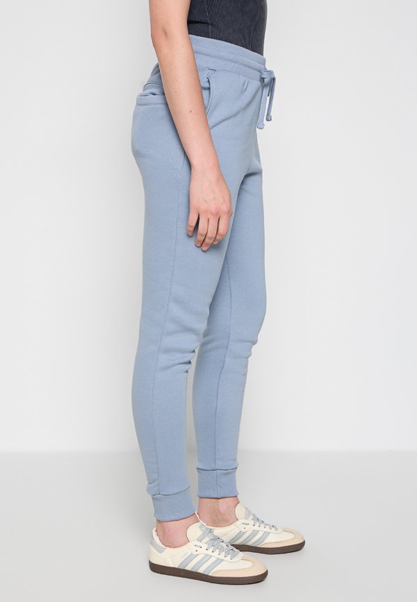 French Connection SLIM FIT