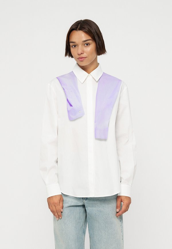 MOSCHINO JEANS