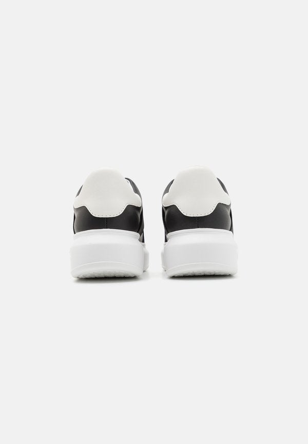 DKNY JAYE