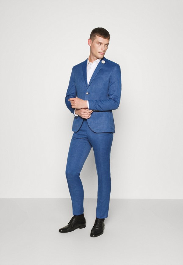 Isaac Dewhirst WEDDING LOOK SUIT