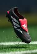 adidas Performance PREDATOR LEAGUE FOLD-OVER TONGUE - Firm-ground football boots - core black/footwear white/lucid red