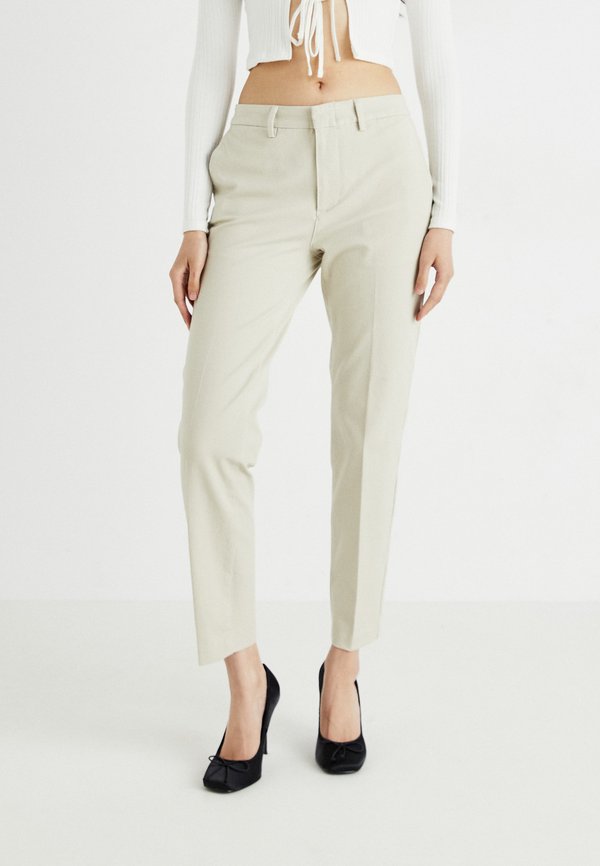 DOCKERS COLLINS TROUSER SCULPT