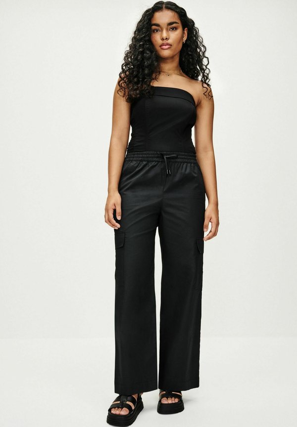 Next WIDE LEG