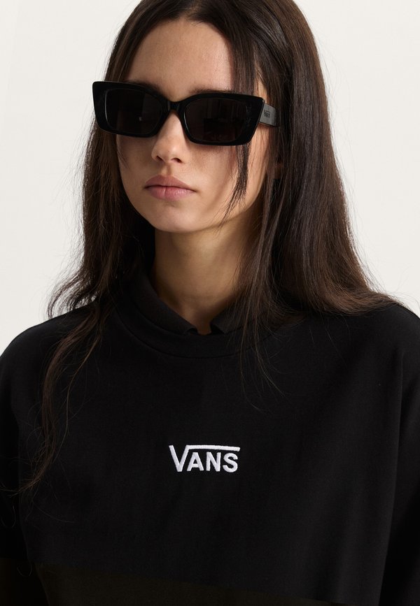 Vans CENTER VEE