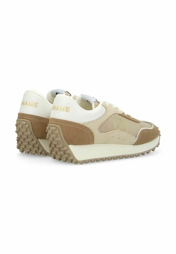 No Name À LACETS PUNKY JOGGER