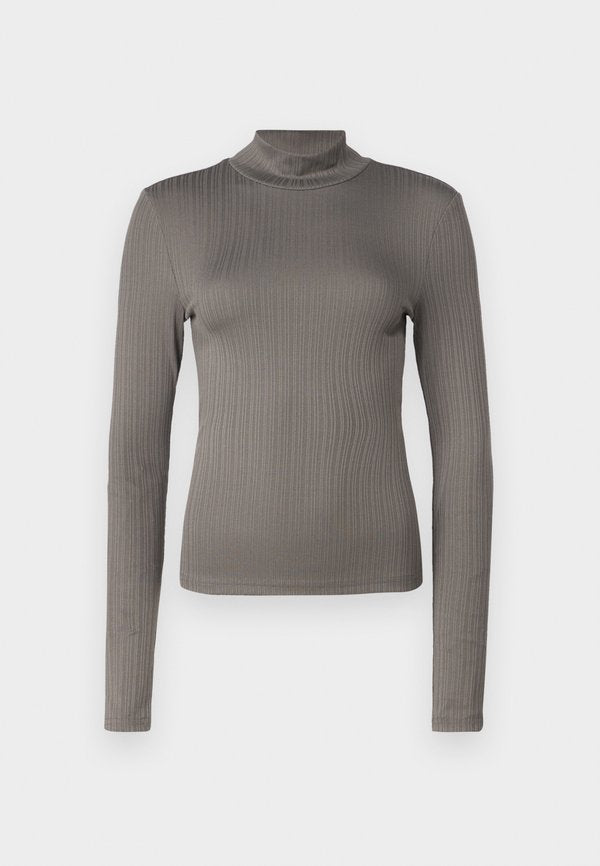 Noisy May NMELLIE FUNNEL NECK