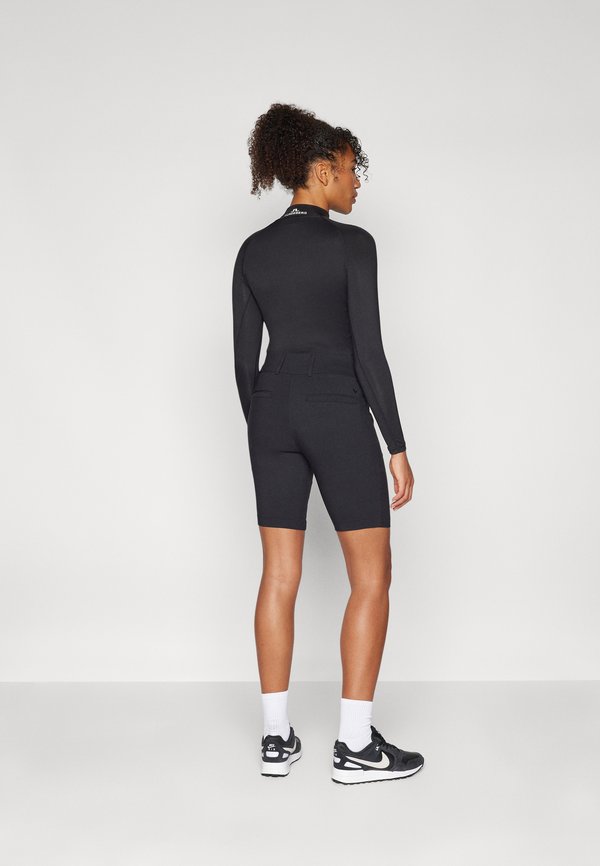 Callaway PULL ON SHORT