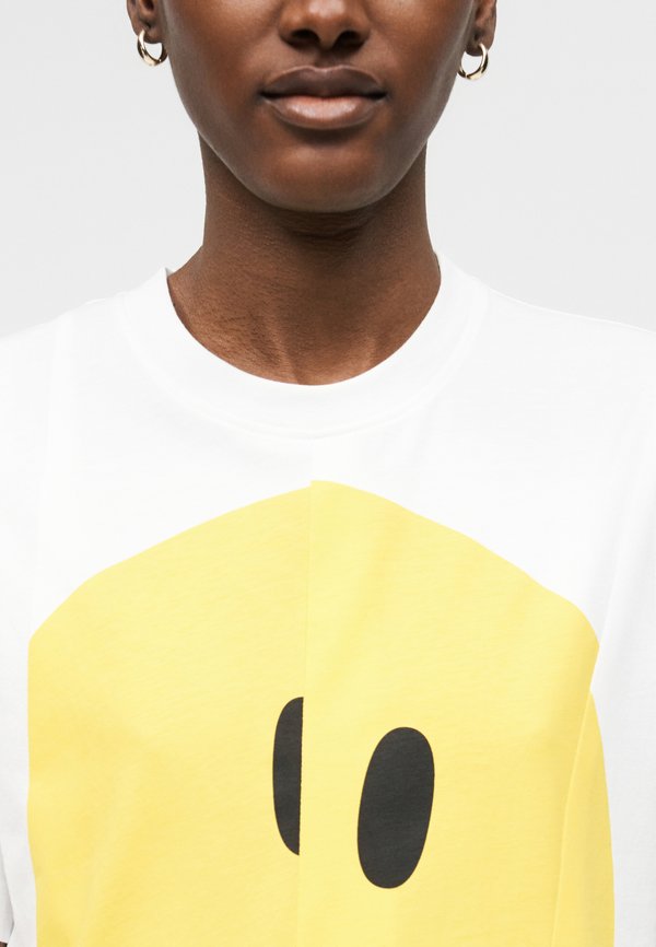 MOSCHINO ABITO
