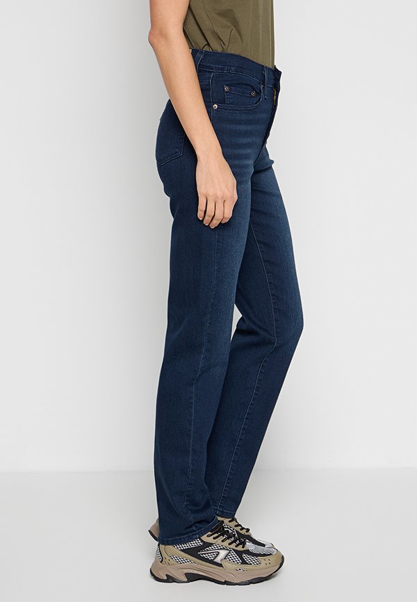 Levi's® 724 HIGH RISE STRAIGHT