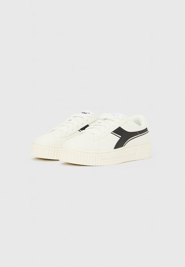 Diadora JACE