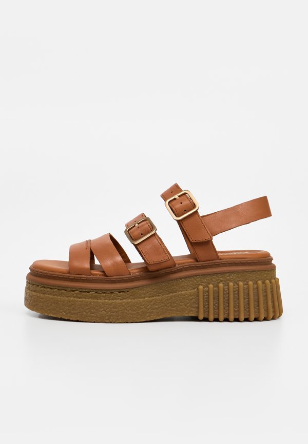Clarks EVAMAR