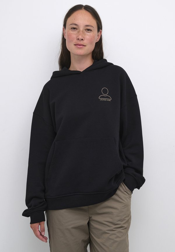 Lounge Nine QONDRADLN UNISEX