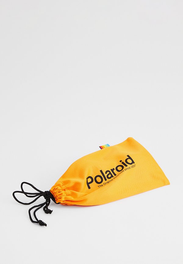 Polaroid