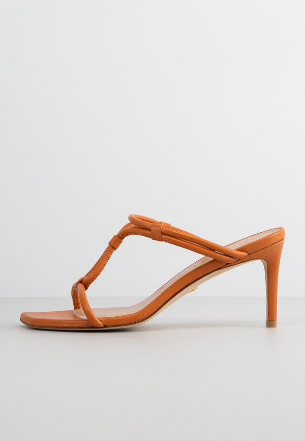 Stuart Weitzman