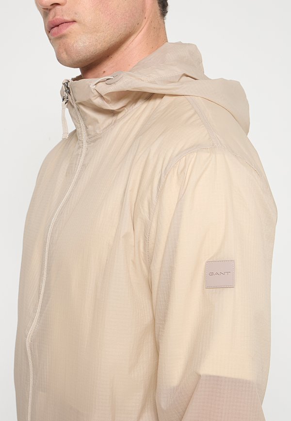 GANT