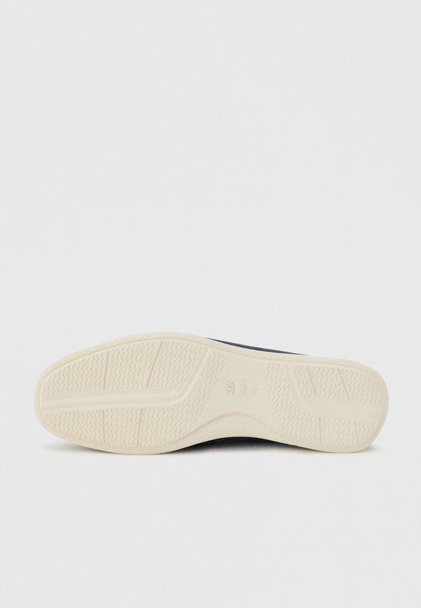 Dune London BERKLY