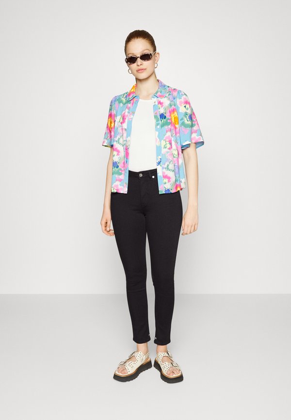 Scotch & Soda SEASONAL ESSENTIALS HAUT JEANS