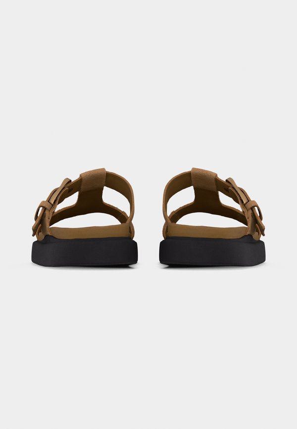 Clarks ARISTELLA WEST