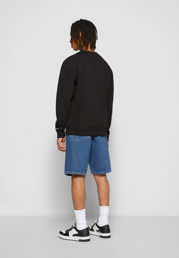 Calvin Klein Jeans ESSENTIAL