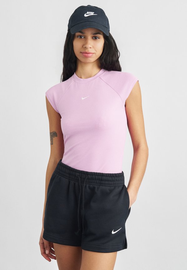 Nike Sportswear CHILL - Basic T-shirt - magenta/sail