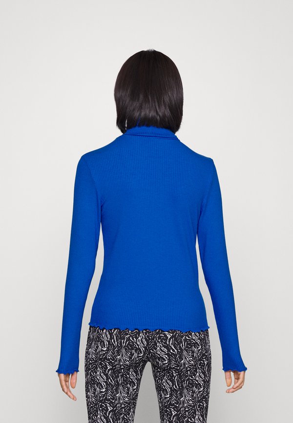 Pieces Petite PCLICCA ROLLNECK