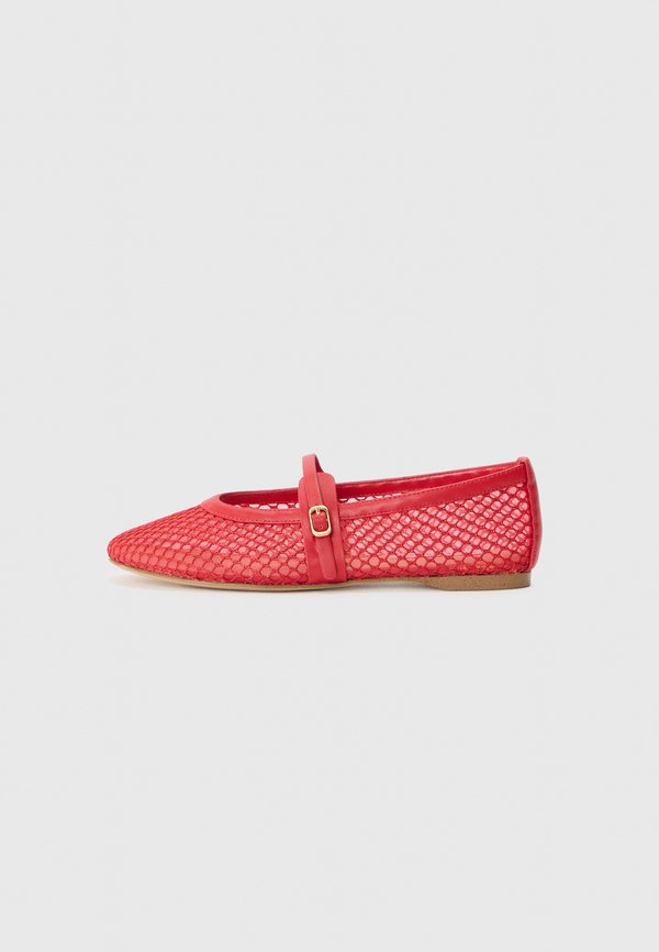 Steve Madden REJOICE