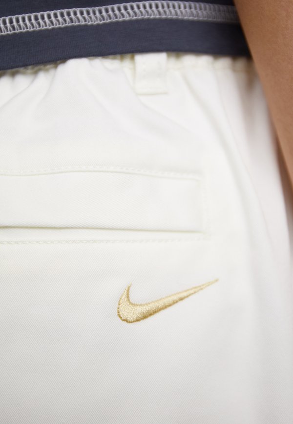 Nike Sportswear SPORTSWEAR COLLECTION