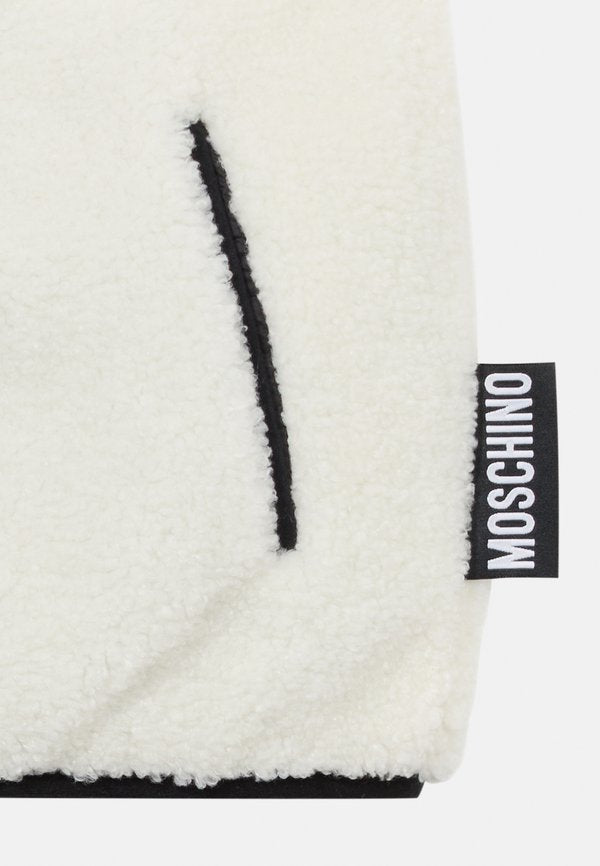 MOSCHINO