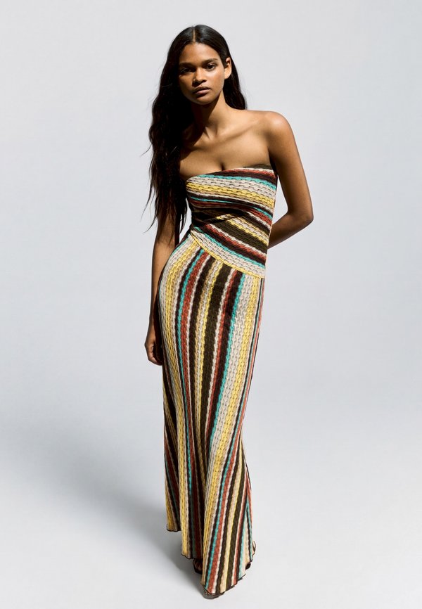 Bershka BANDEAU MIDI DRESS - Jumper dress - brown