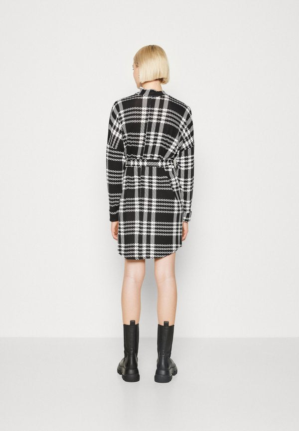 Noisy May NMCITY AVA SHORT DRESS