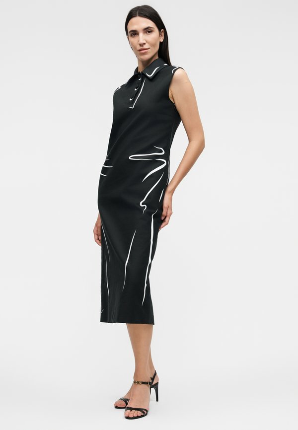 MOSCHINO