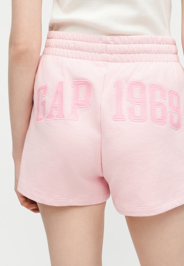 GAP LOGO