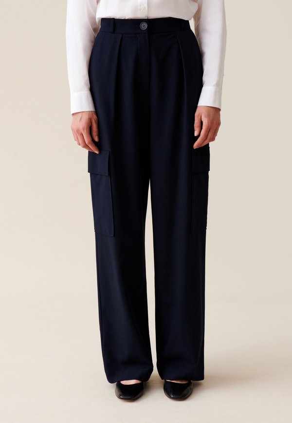 Claudie Pierlot PALMEMARINE