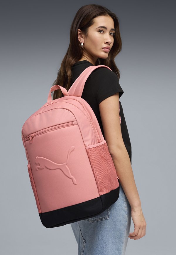 Puma PUMA BUZZ BACKPACK UNISEX - Rucksack - wild pink