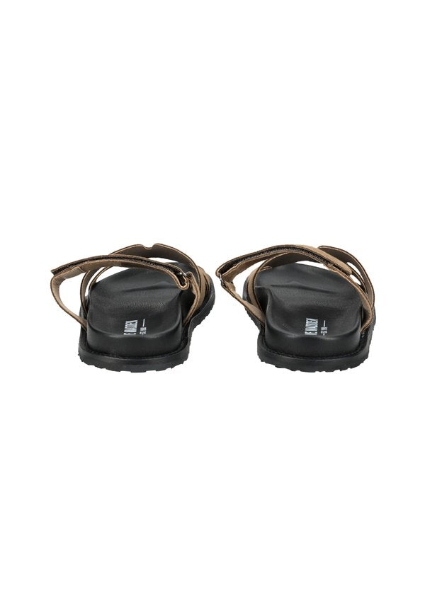 Steve Madden MANU