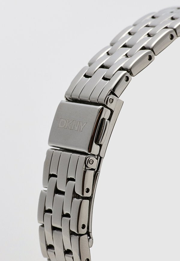 DKNY