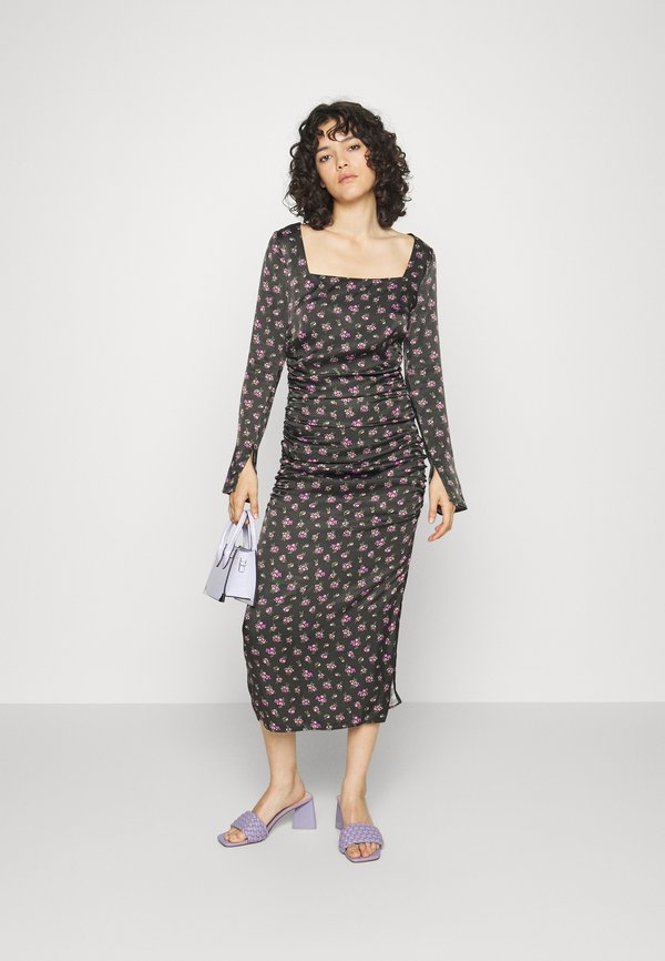NA-KD RUCHING MIDI DRESS