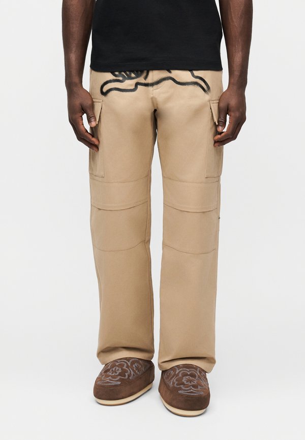 Icecream SPRAY PAINT RUNNING DOG PANTS