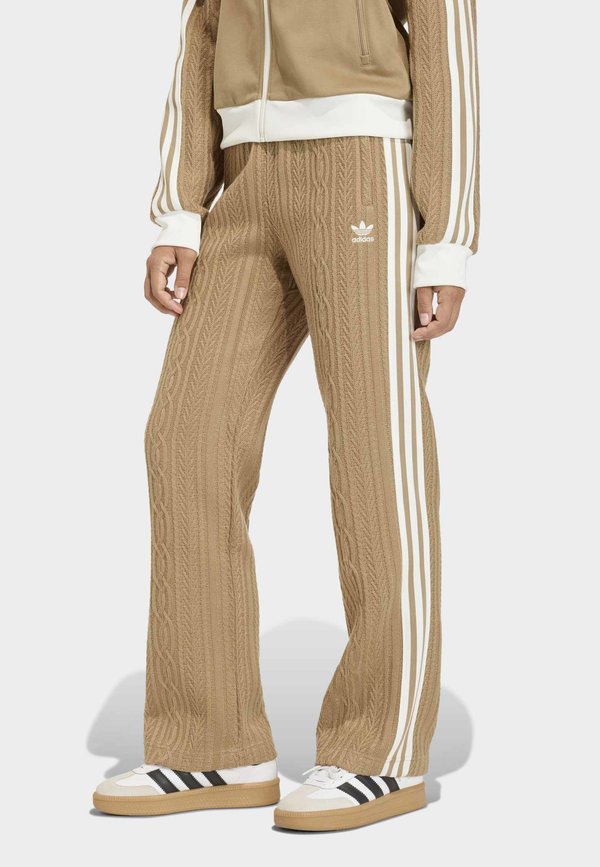 adidas Originals CLASSIC