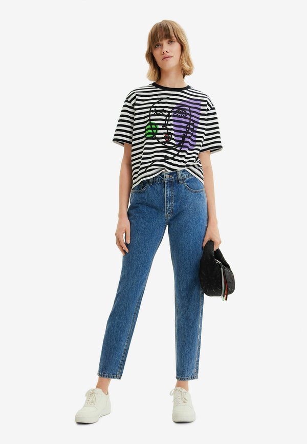 Desigual RHINESTONE MOM