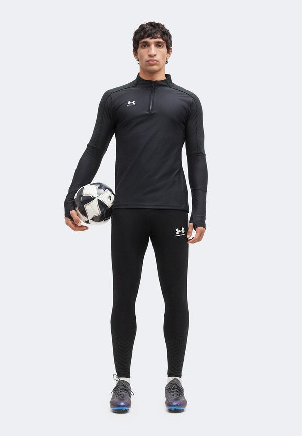 Under Armour CHALLENGER PRO