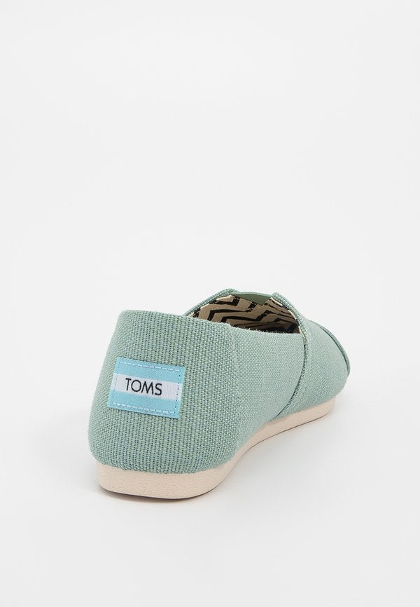 TOMS