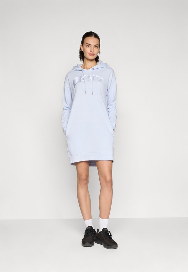 DKNY Sport
