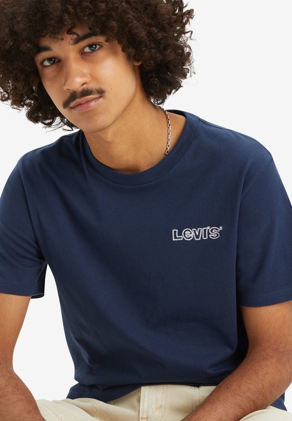 Levi's® GRAPHIC CREWNECK TEE