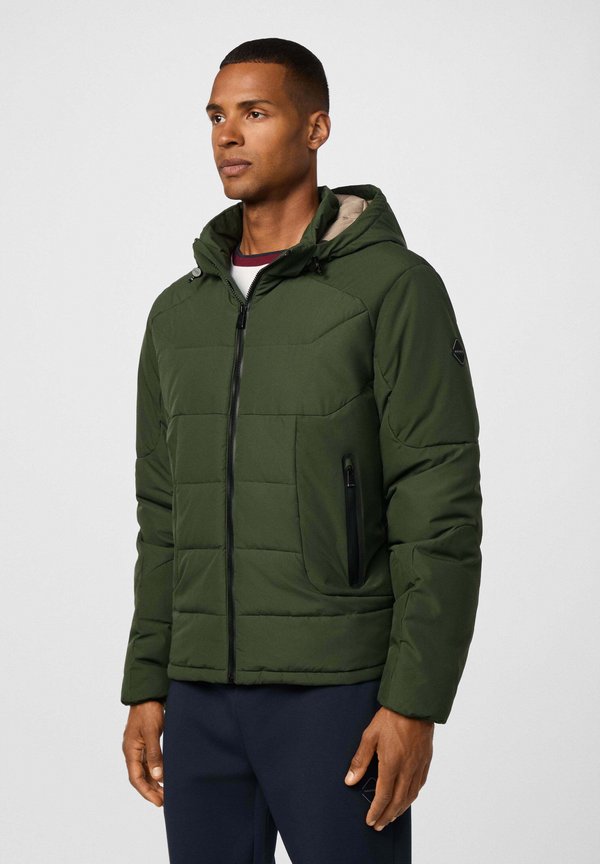 Hackett London