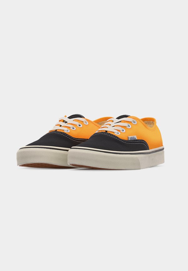 Vans AUTHENTIC