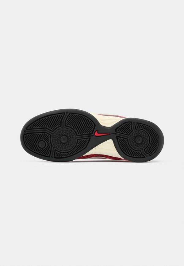Nike Sportswear T90 SE