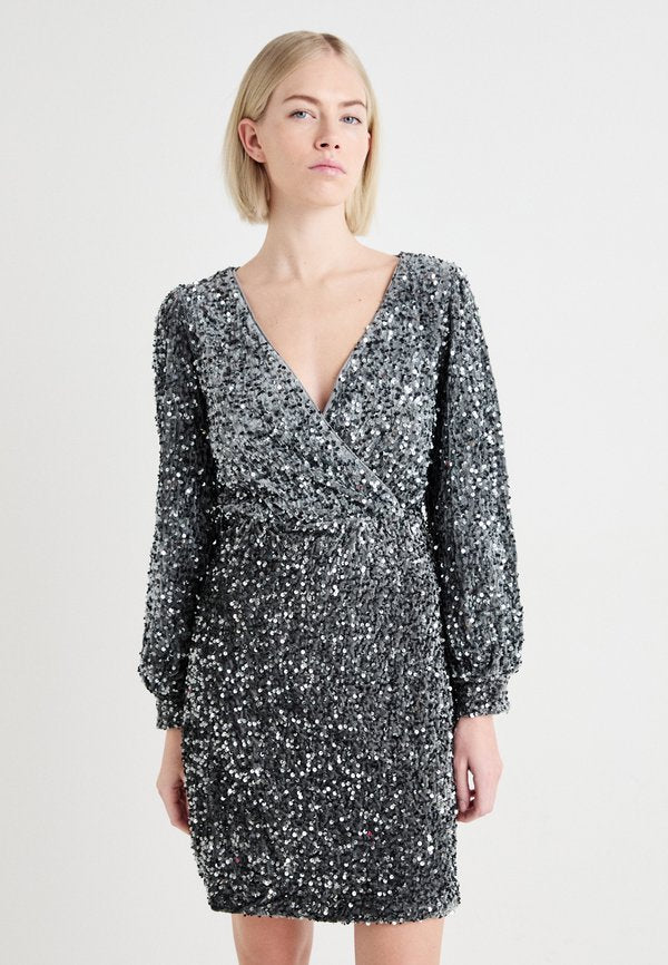 Vero Moda VMBELLA VNECK SHORT DRESS